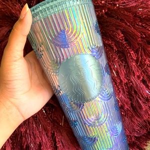RARE MAGICAL STARBUCKS iridescent UNICORN MERMAID COLOR TUMBLER. Collectible